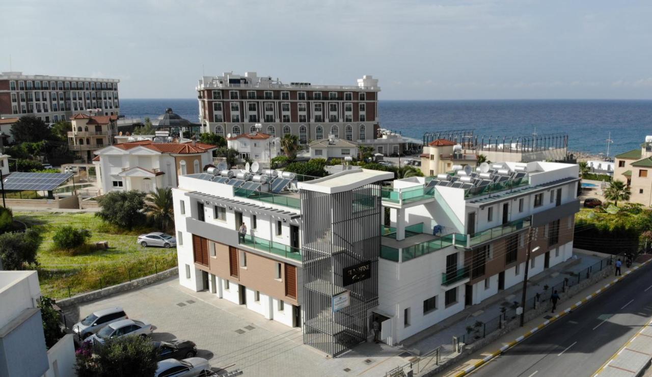 Sunshine Prestige Apartments Agios Georgios  エクステリア 写真